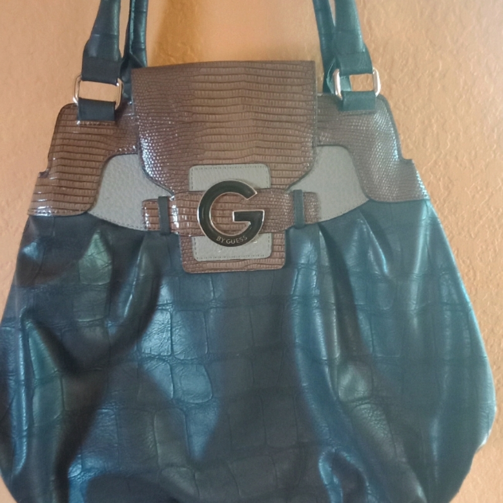 Guess bag